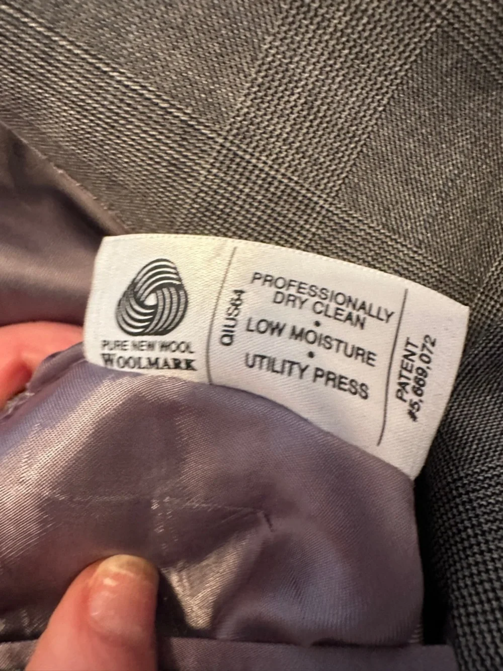 Hart Schaffner Marx Men's Light Gray Two-Button Suit Jacket - Picture 11 of 16